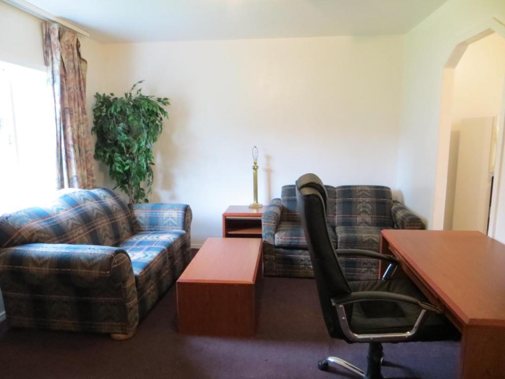 Madison Suites Motel Портленд Экстерьер фото